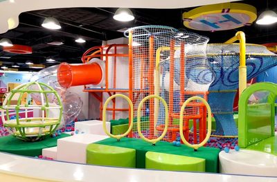 大人也“上头”！揭秘让成人流连忘返的儿童游乐场经营之道